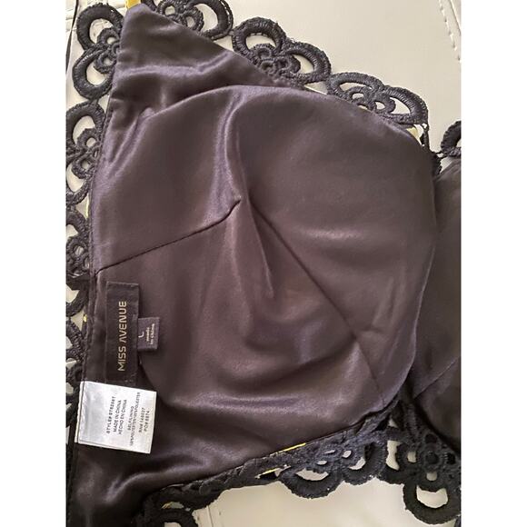 Miss Avenue Black with Lemons Short Set NEW size Large - Picture 5 of 13